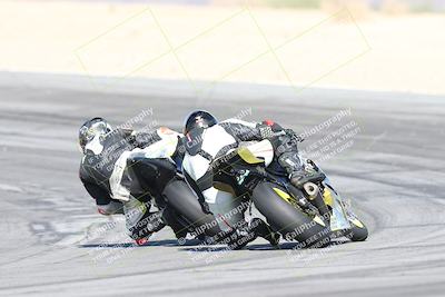 media/Nov-02-2025-CVMA (Sun) [[337aff29ab]]/Race 5-Amateur Formula Middleweight/